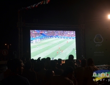 11برعاية جوال :  الجماهير الغزية تتابع مباراة البرازيل وبلجيكا بالمونديال‏