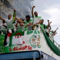 العلم الفلسطيني على حافلة المنتخب الجزائري