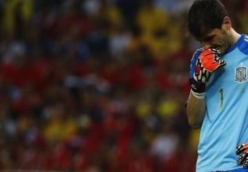 ايكر كاسياس حارس ريال مدريد والمنتخب الاسباني