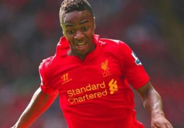 رحيم استرلينج لاعب ليفربول الانجليزي
