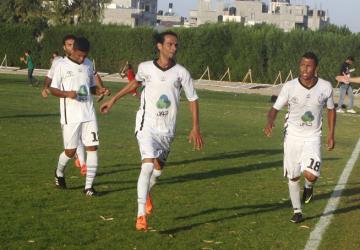 فرحة خليل جربوع بالهدف