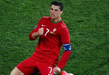 كريستيانو رونالدو نجم المنتخب البرتغالي