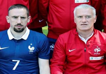 بلال ريبيري وطبيب المنتخب الفرنسي