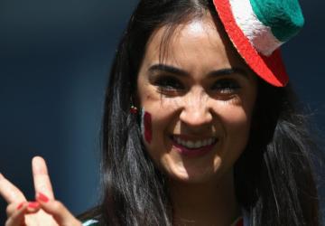 مشجعة جزائرية