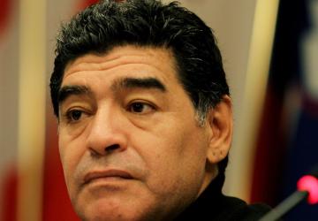 دييغو ماردونا النجم السابق للمنتخب الأرجنتيني