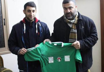 اللاعب معاذ عامر