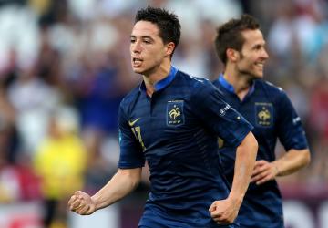 سمير نصري لاعب المنتخب الفرنسي