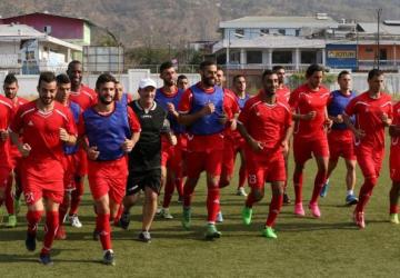 صورة من تدريبات المنتخب في تيمور الشرقية