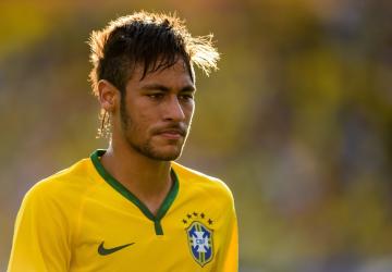 نيمار لاعب المنتخب البرازيلي