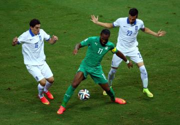 المنتخب اليوناني يفوز على ساحل العاج