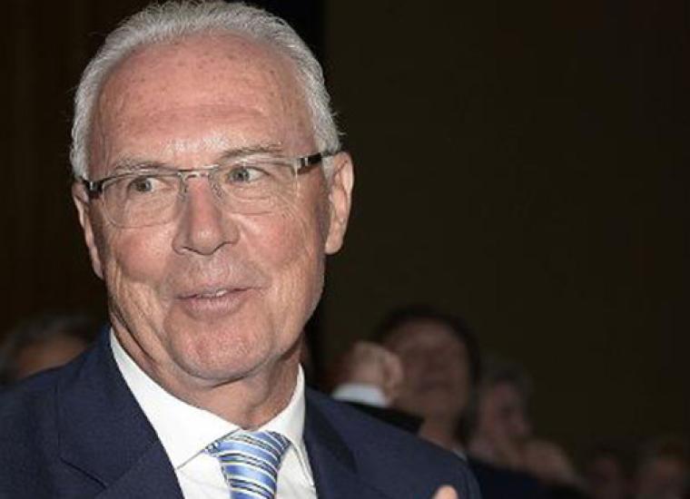 اسطورة كرة القدم الألمانية فرانز بيكنباور