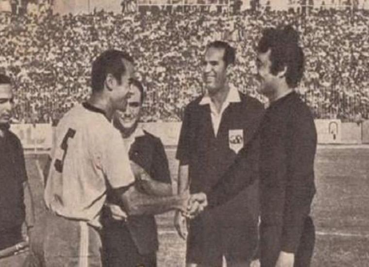 حارس الأهلي المصري السابق الكابتن مروان كنفاني