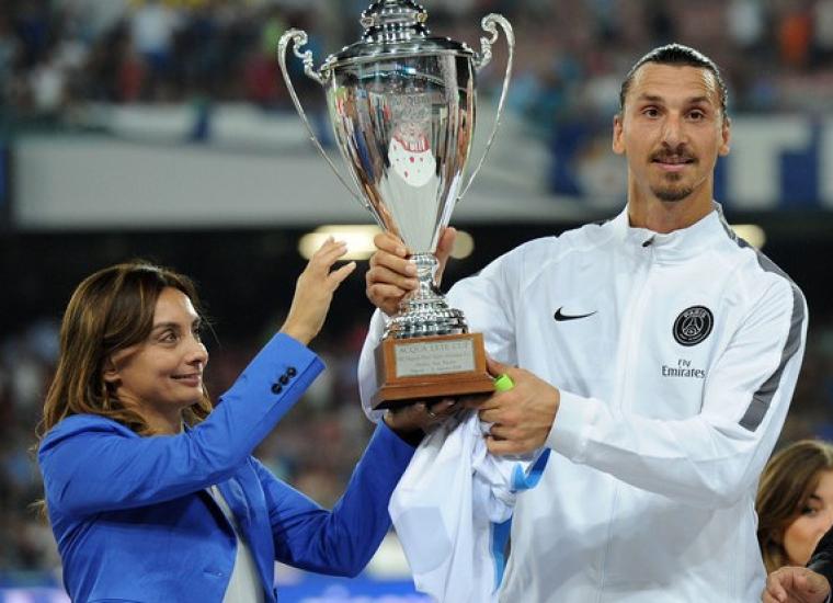 ابراهيموفيتش نجم نادي باريس سان جيرمان الفرنسي