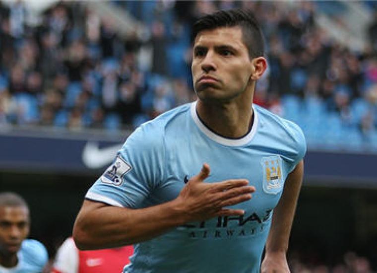 سرخيو أجويرو مهاجم منتخب الأرجنتين وفريق مانشستر سيتي الإنجليزي