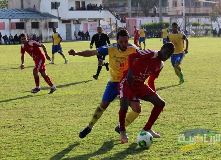جانب من مباراة الاهلي وشباب جباليا