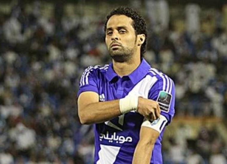 ياسر القحطاني مهاجم الهلال السعودي 