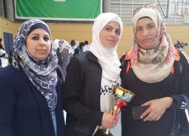 ضميدي في الوسط