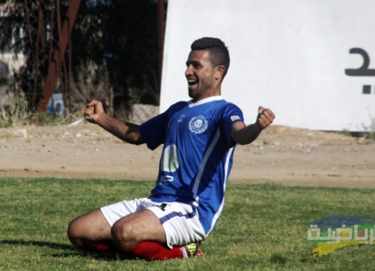 فرحة اللاعب احمد المدهون بالهدف