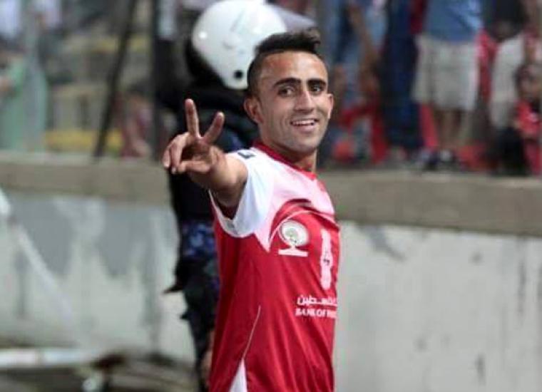 احمد ماهر لاعب اهلي الخليل
