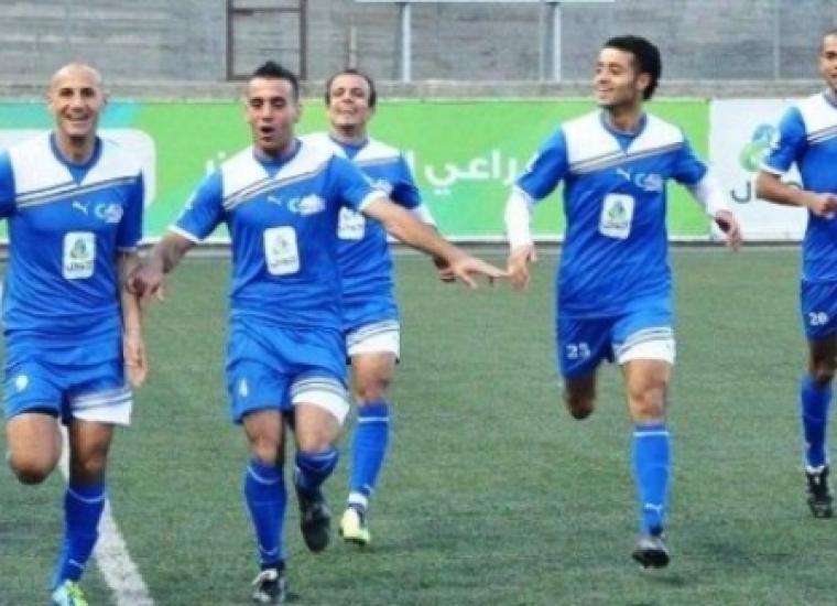 صورة من الأرشيف 