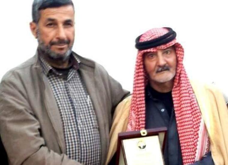 الراحل فايز ابو زايد - يمينا