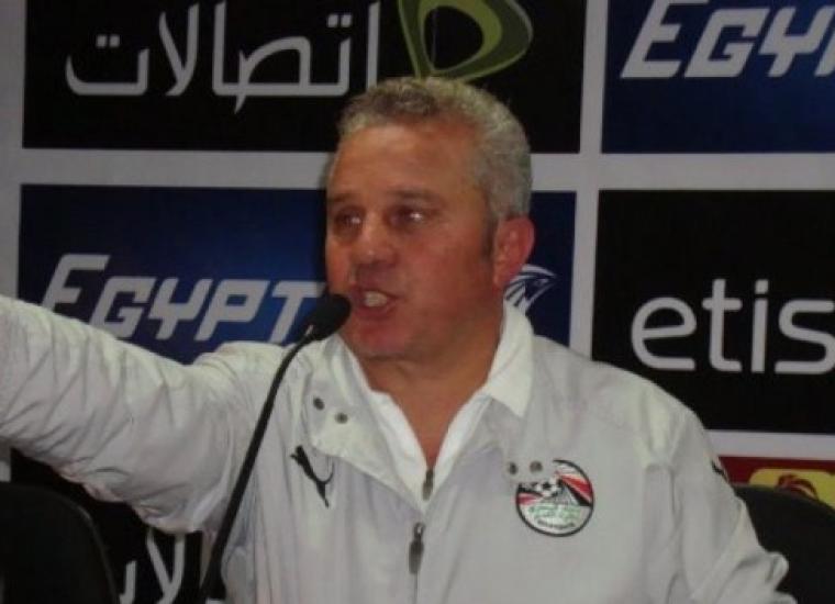 شوقي غريب مدرب المنتخب المصري 